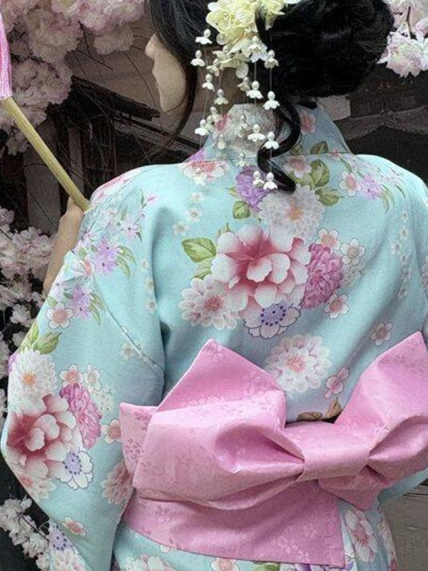 Traditional Japanese Kimono St - огляд і ціна Photography Young
